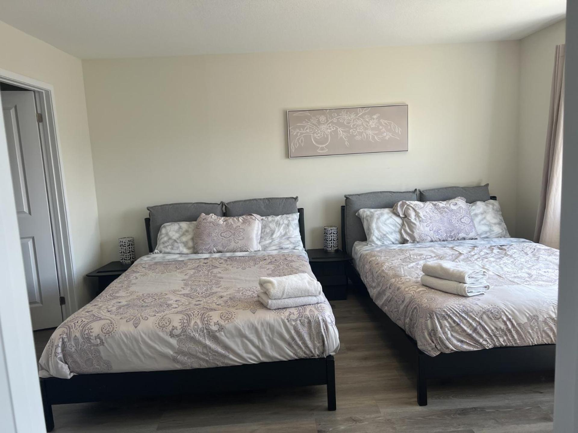 Luxury Town Close To Fairview Casino In Niagra Falls شلالات نياغارا المظهر الخارجي الصورة